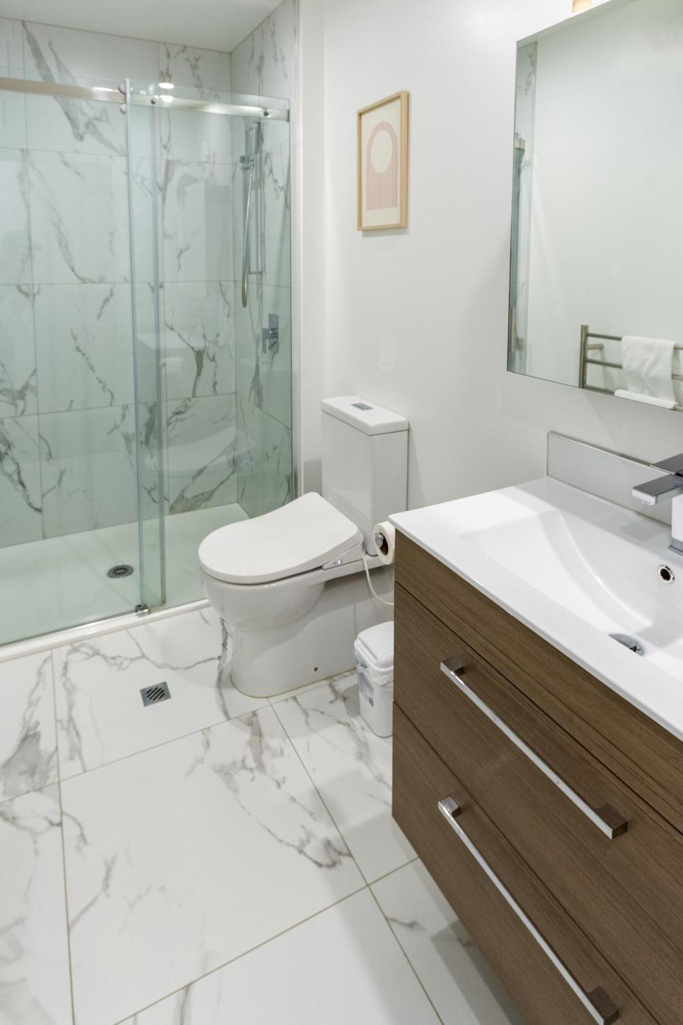 Cozy 1-Bed Apartment With Park Views, Sleeps 4 كريستتشيرش المظهر الخارجي الصورة